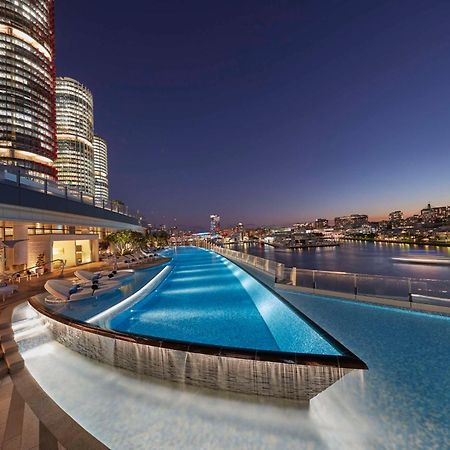 Crown Towers Sydney Hotel Екстериор снимка Infinity Pool at The Star Gold Coast